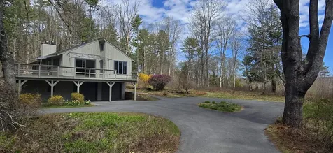 1608 Marsh Family Road Hartford VT 05059