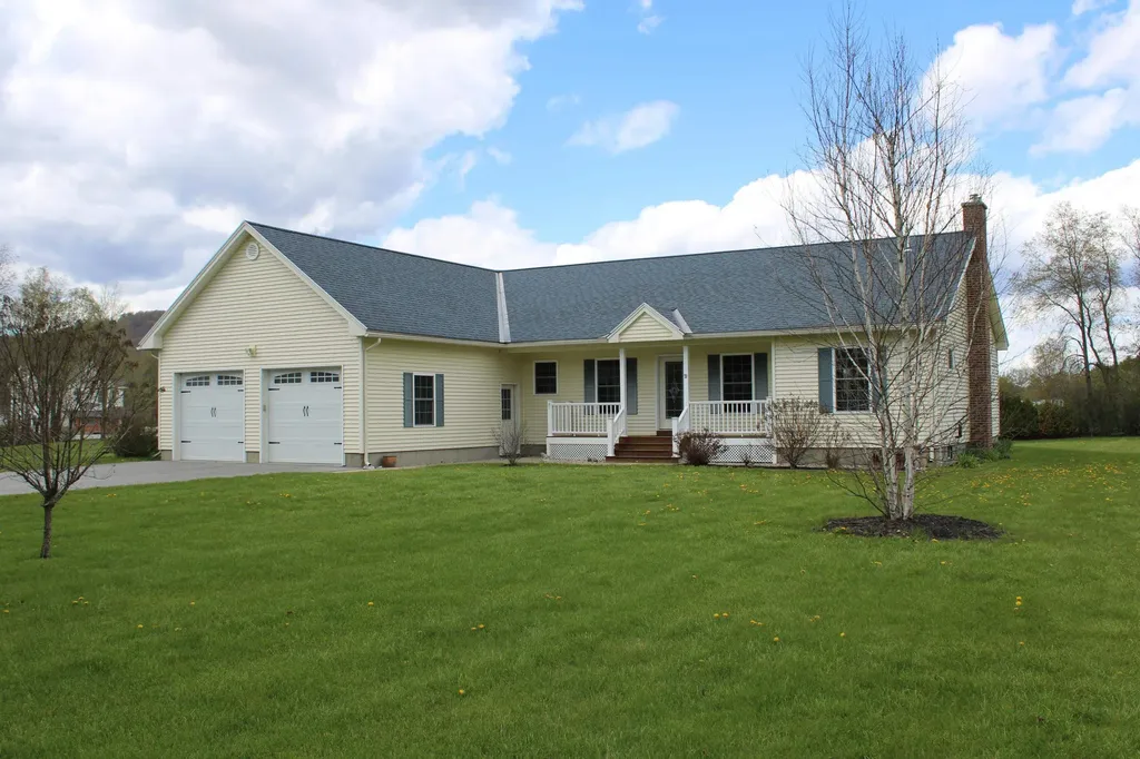 71 Cobb Lane Clarendon VT 05959
