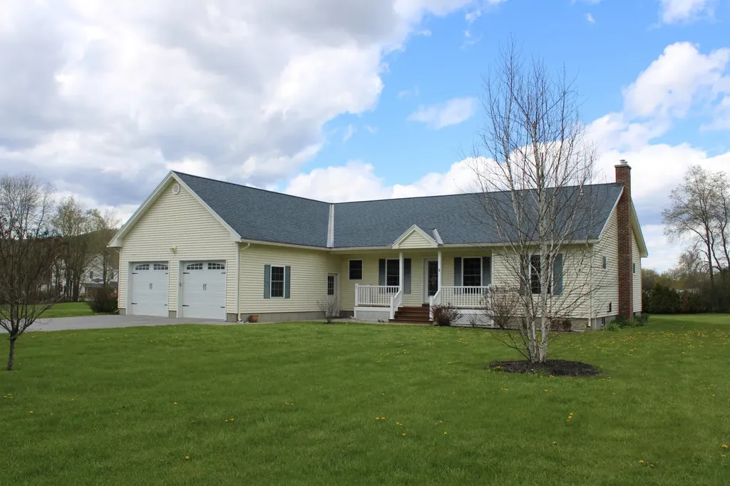 71 Cobb Lane Clarendon VT 05959