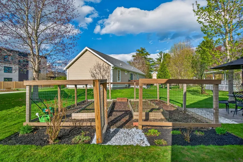 3 Griswold Drive Rutland City VT 05701