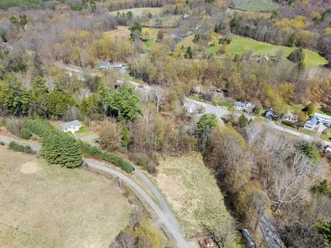 12 Autumn Gem Drive Dummerston VT 05301