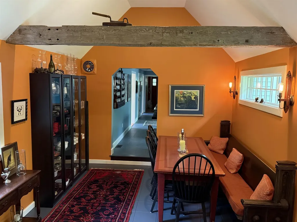 808 South End Road Mount Tabor VT 05253