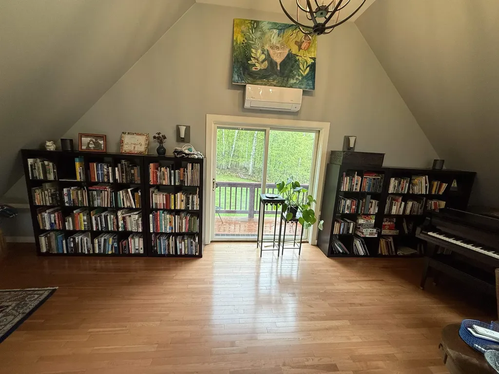 808 South End Road Mount Tabor VT 05253