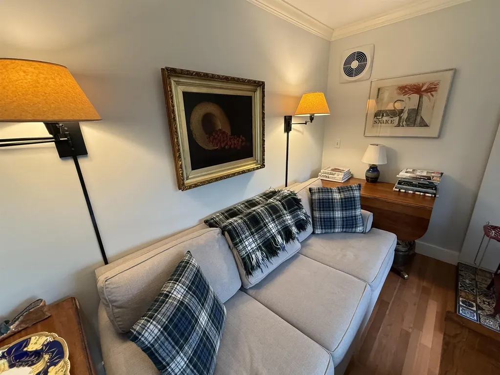 808 South End Road Mount Tabor VT 05253