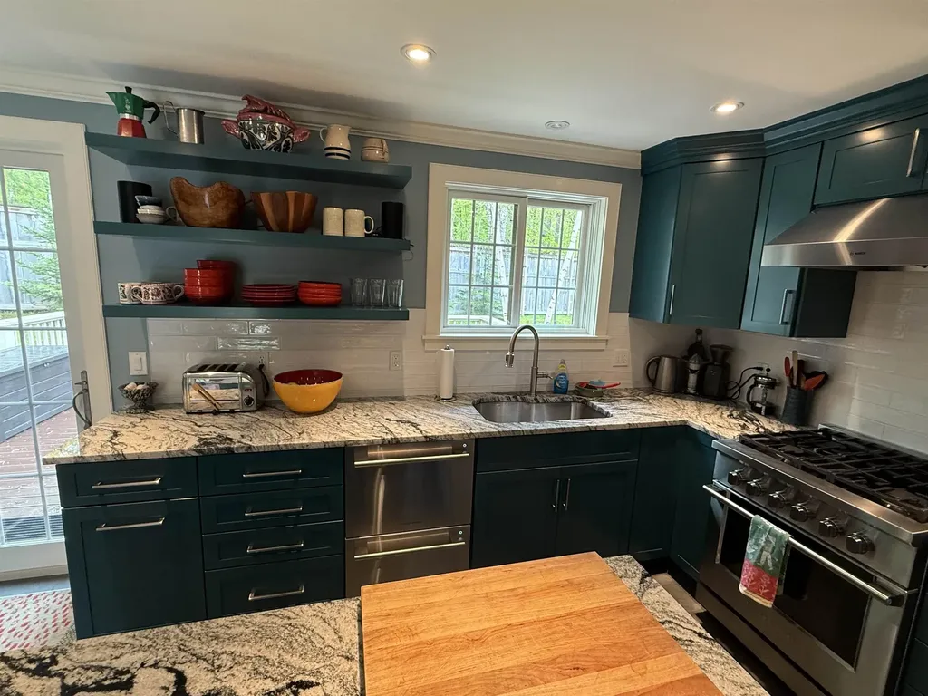 808 South End Road Mount Tabor VT 05253