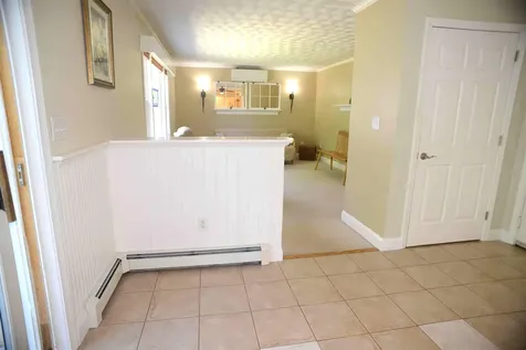 4 Shannon Drive Stratham NH 03885