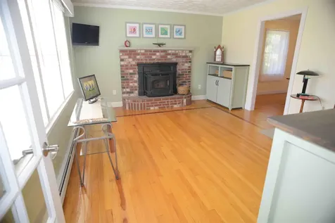 4 Shannon Drive Stratham NH 03885