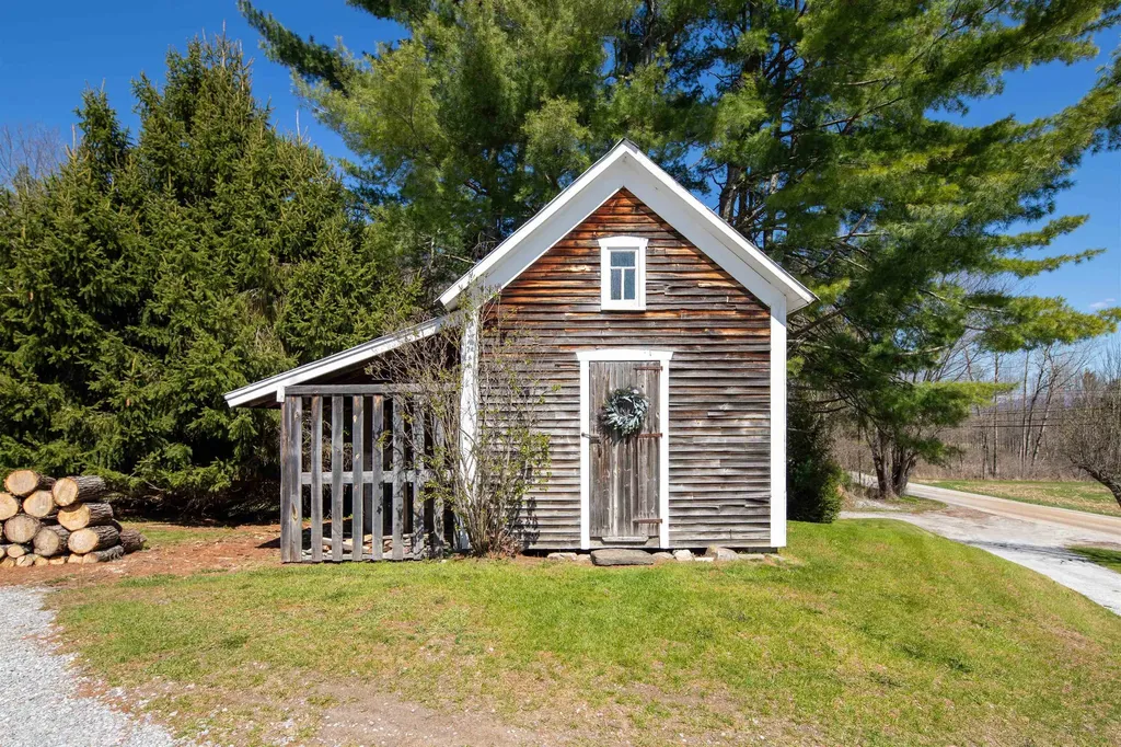 3277 Creek Road Clarendon VT 05759