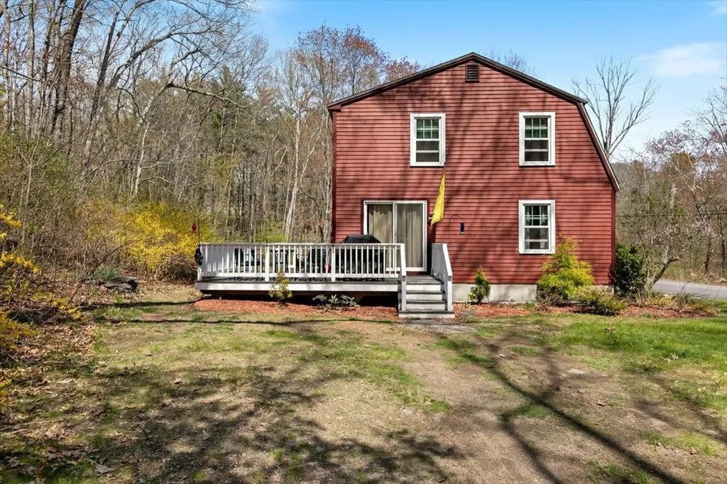 6 Pingree Hill Road Derry NH 03038