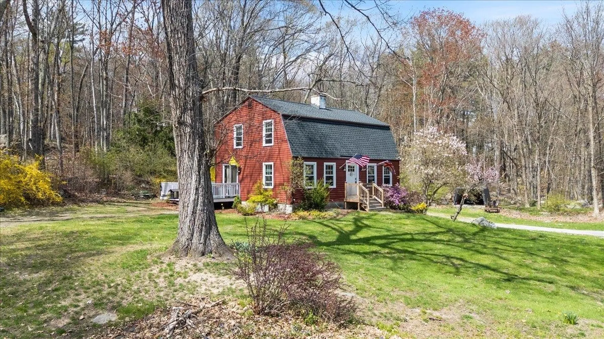 6 Pingree Hill Road Derry NH 03038