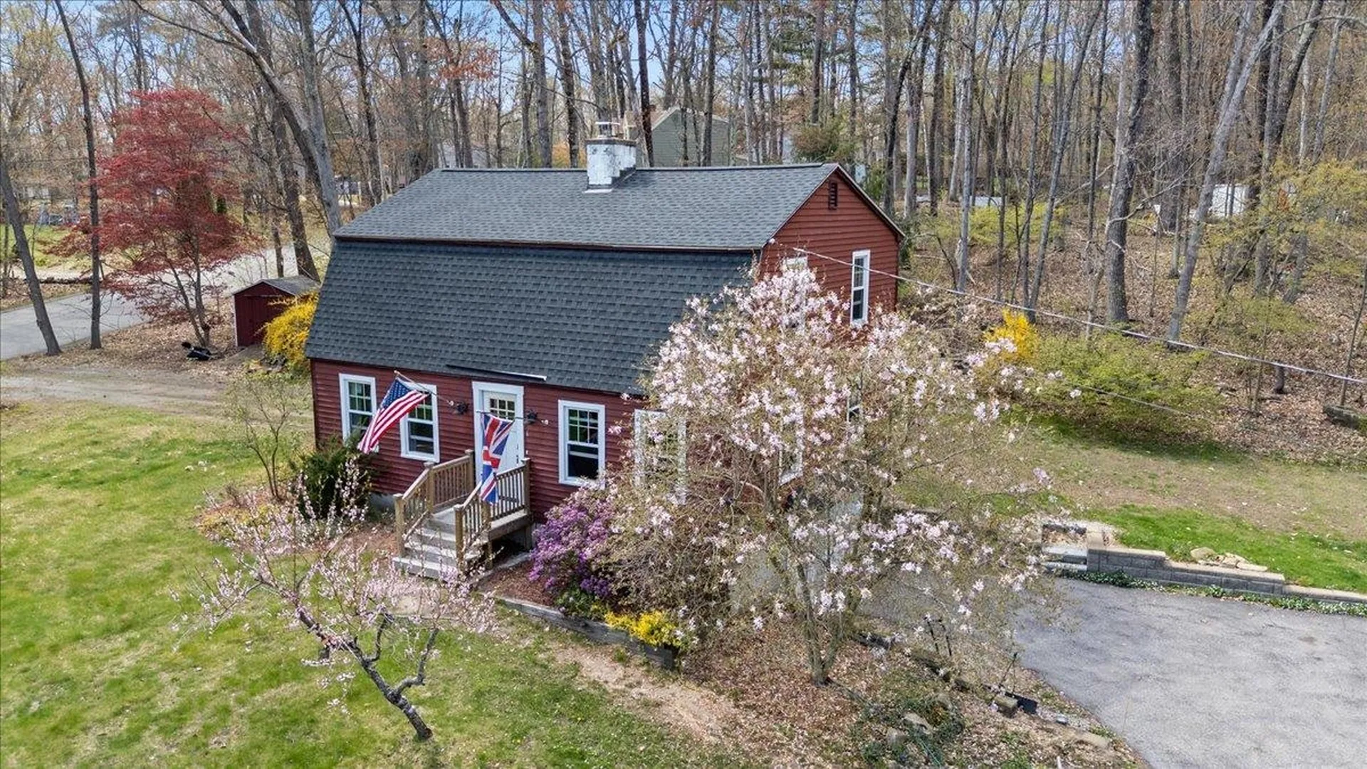 6 Pingree Hill Road Derry NH 03038
