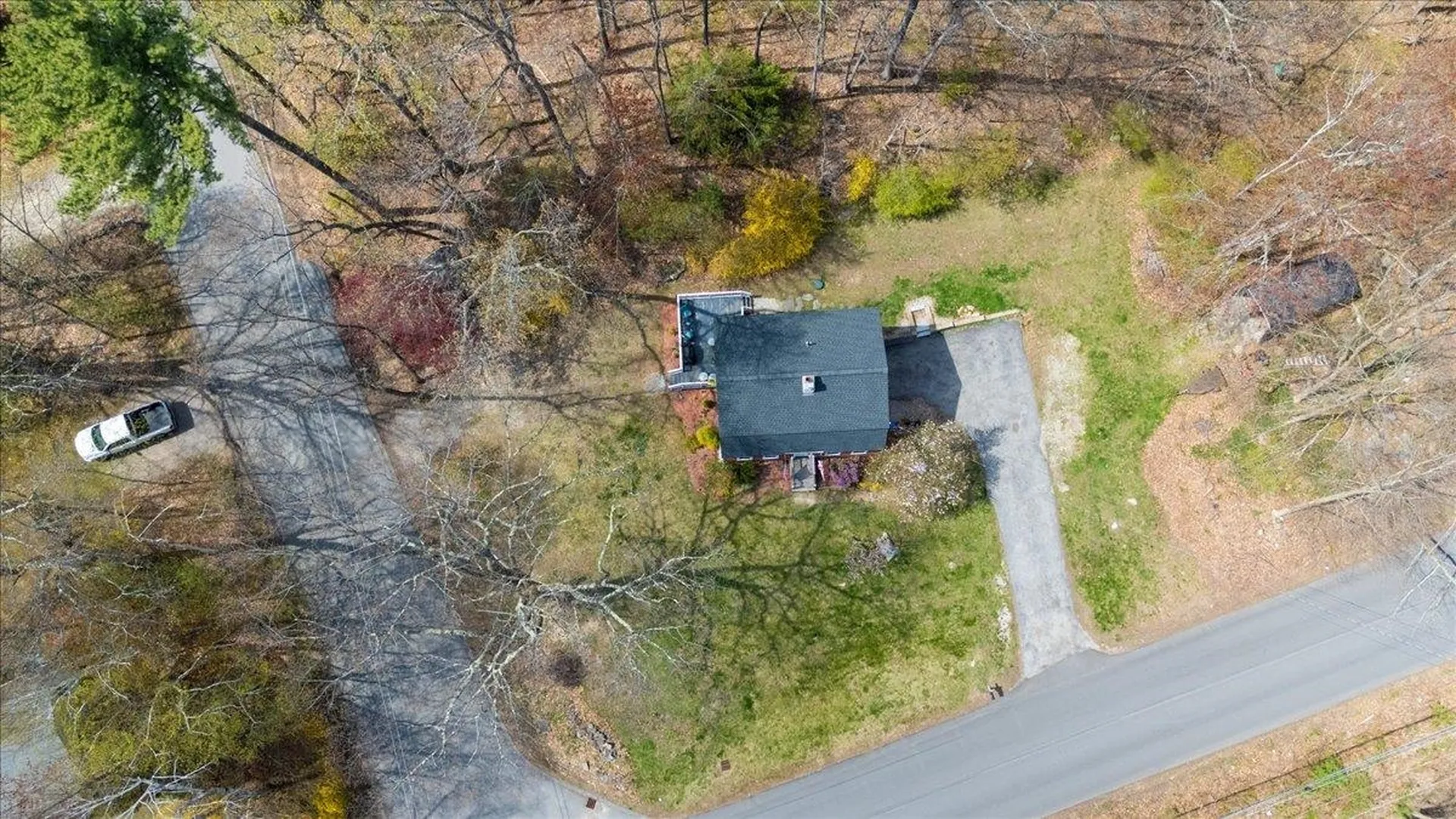 6 Pingree Hill Road Derry NH 03038