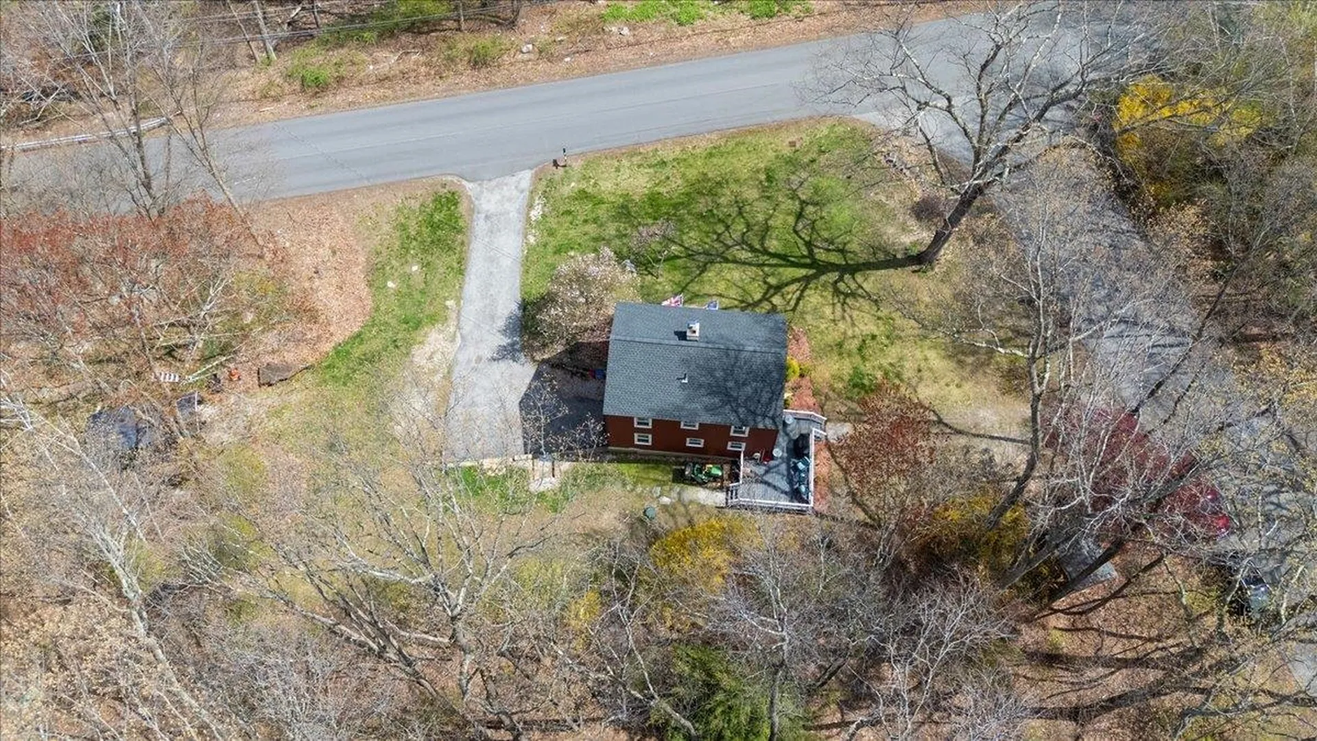 6 Pingree Hill Road Derry NH 03038