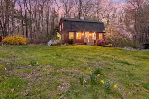 6 Pingree Hill Road Derry NH 03038