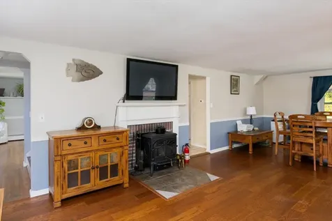 6 Pingree Hill Road Derry NH 03038