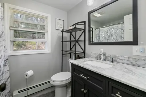 6 Pingree Hill Road Derry NH 03038