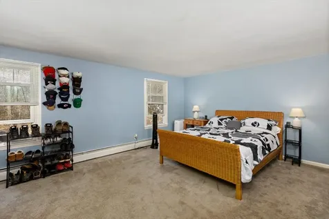 6 Pingree Hill Road Derry NH 03038