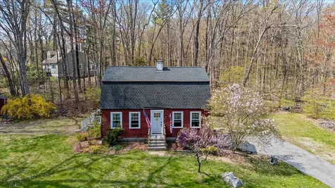 6 Pingree Hill Road Derry NH 03038