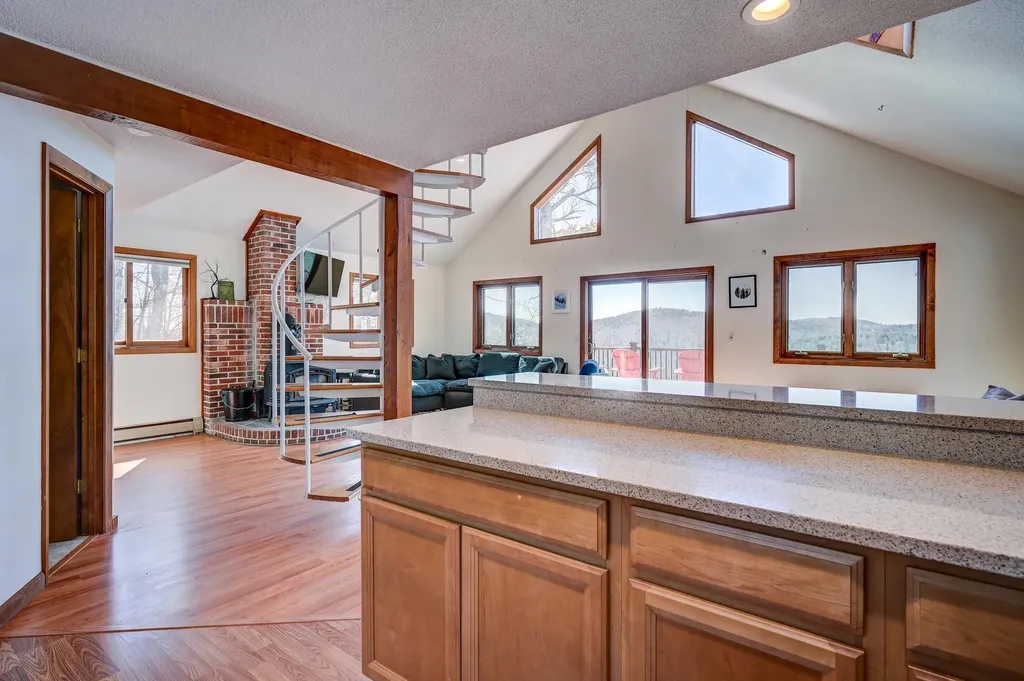 27 Upper Lake View Drive Madison NH 03849