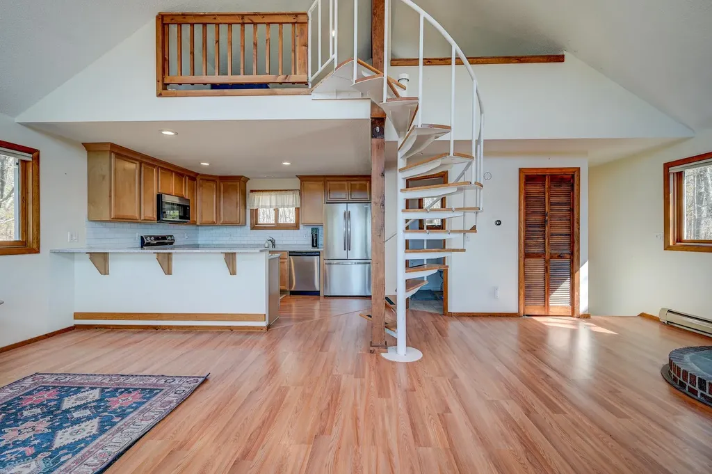 27 Upper Lake View Drive Madison NH 03849