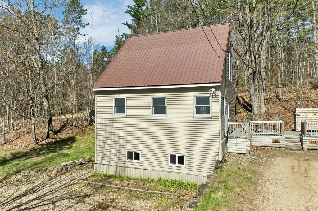 151/155 Mill Brook Road Thornton NH 03285