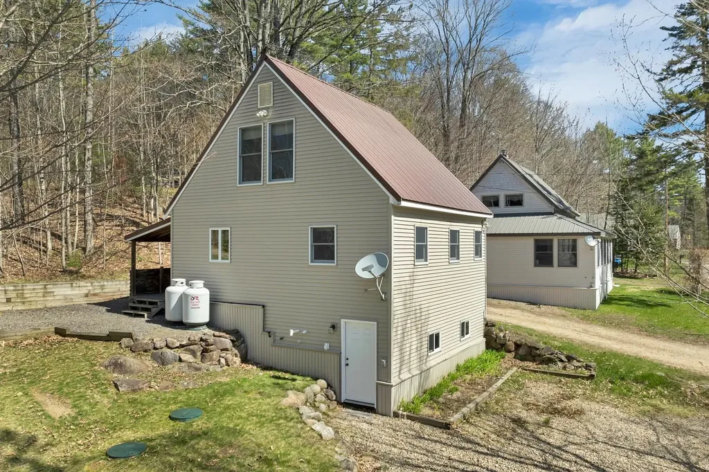151/155 Mill Brook Road Thornton NH 03285