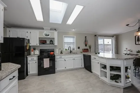 74 Heritage Way Manchester NH 03104