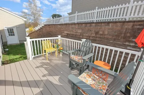 74 Heritage Way Manchester NH 03104