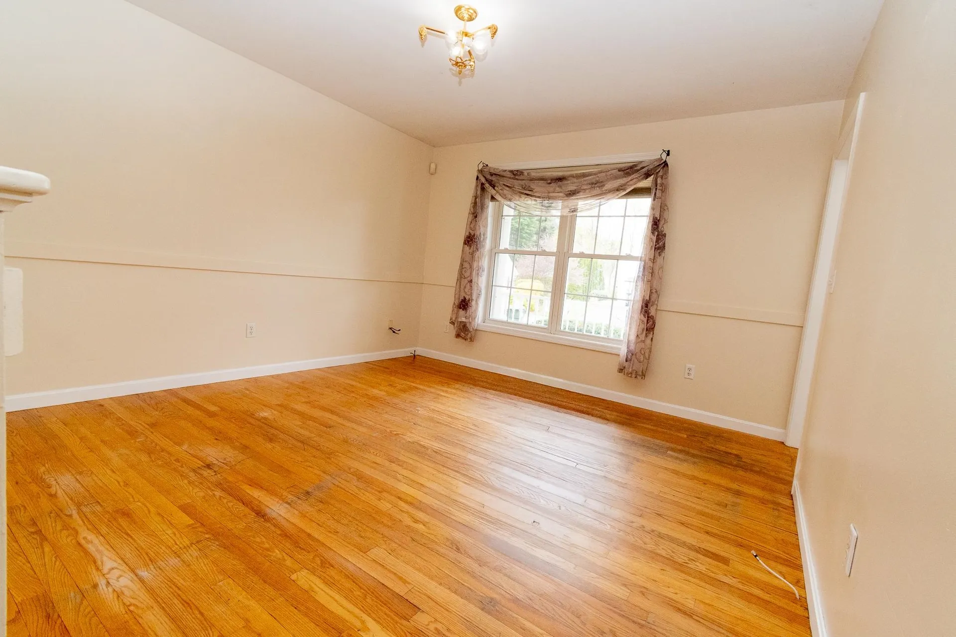 29 Mclane Lane Manchester NH 03104