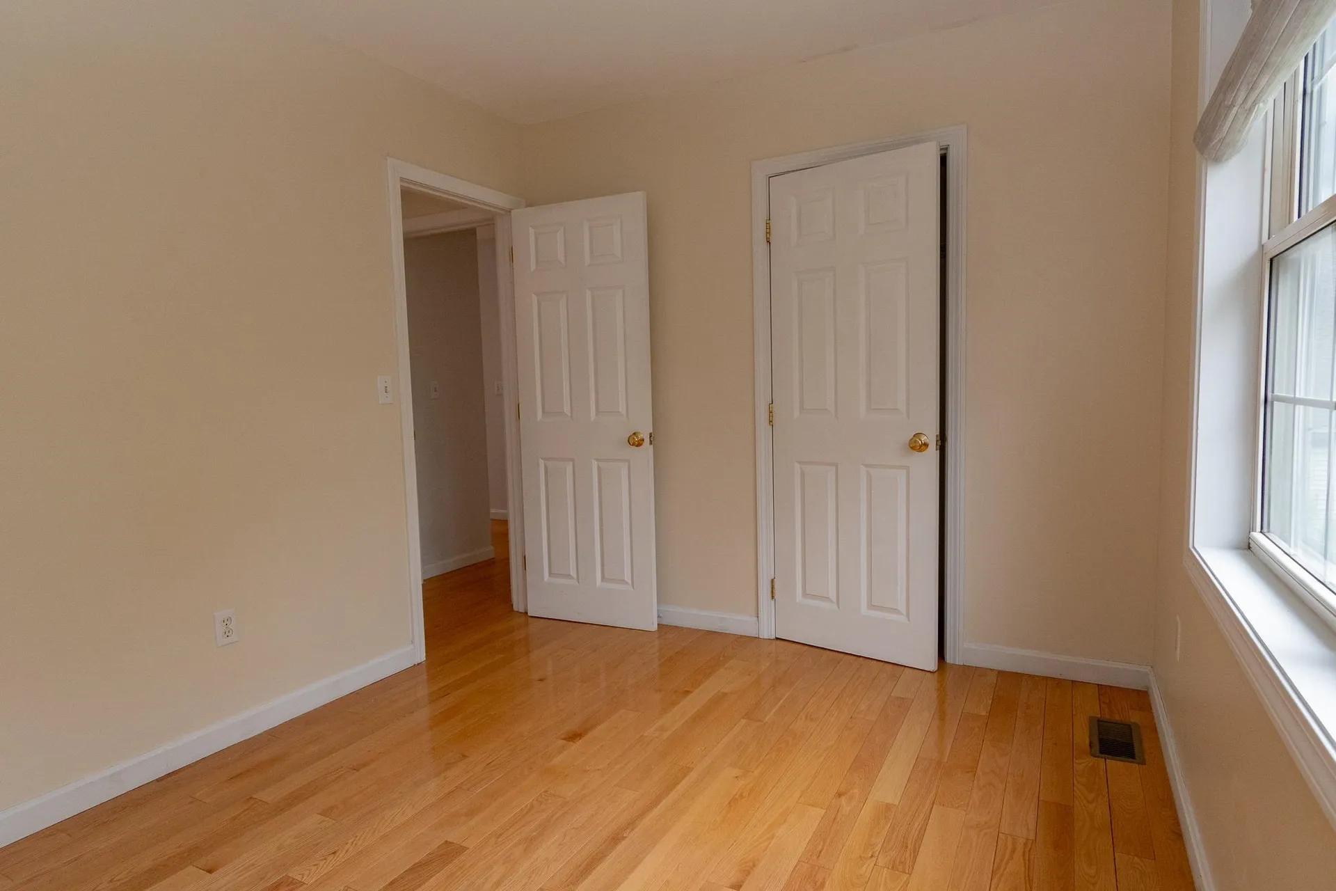 29 Mclane Lane Manchester NH 03104