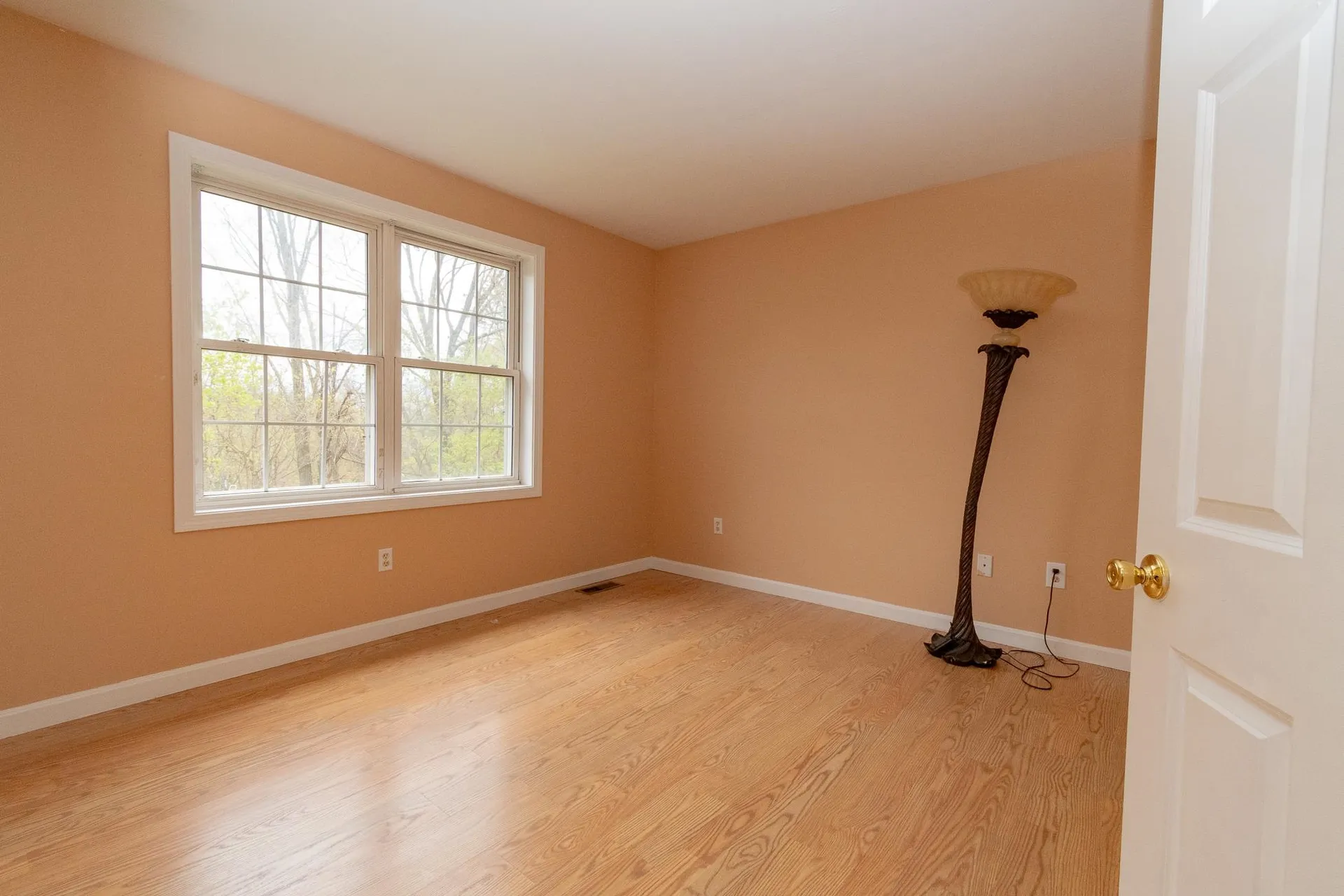 29 Mclane Lane Manchester NH 03104