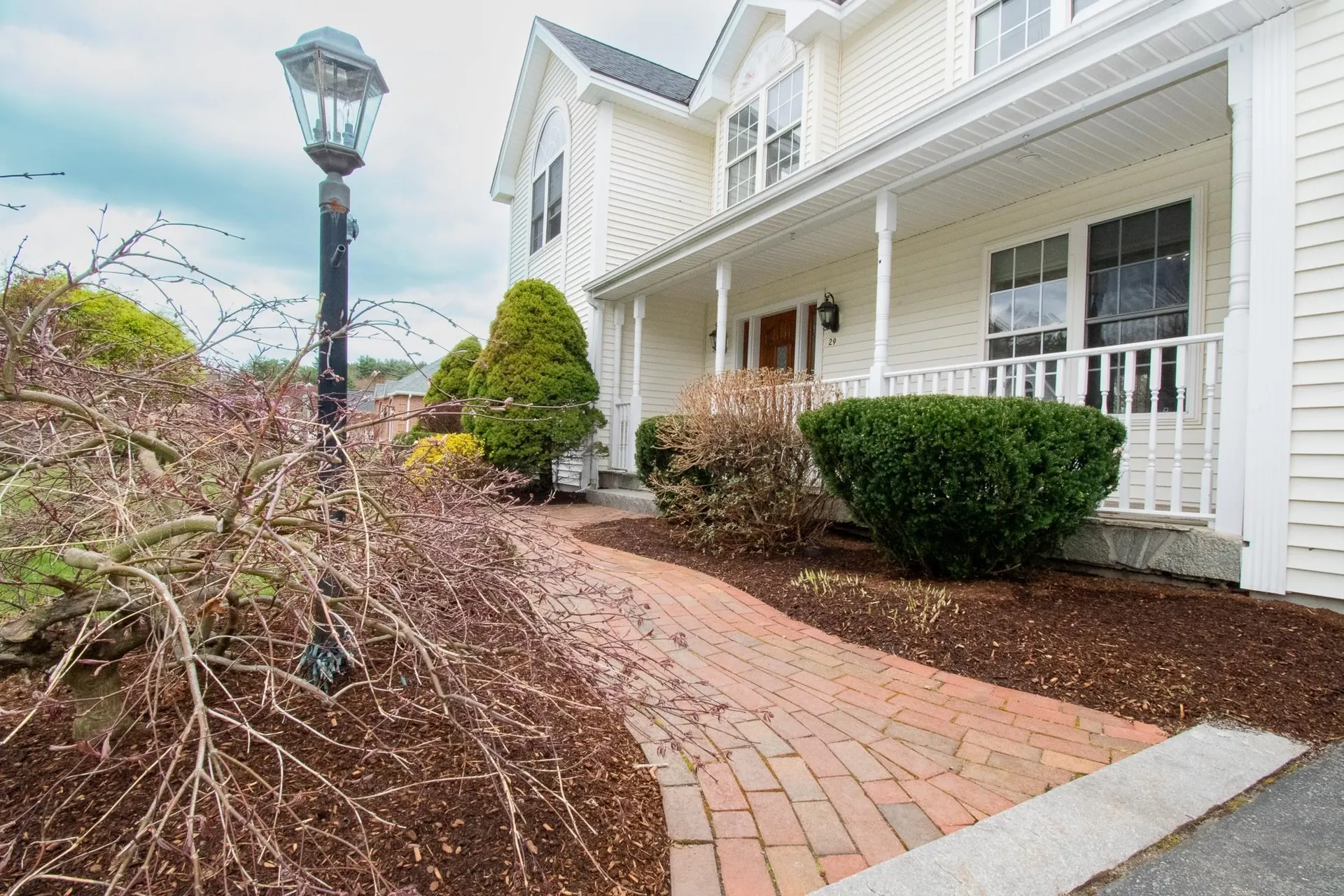 29 Mclane Lane Manchester NH 03104