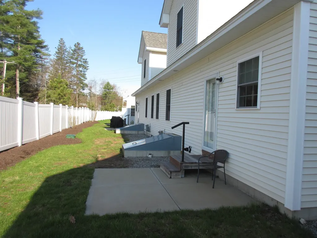 14A Angel Point Circle Goffstown NH 03045