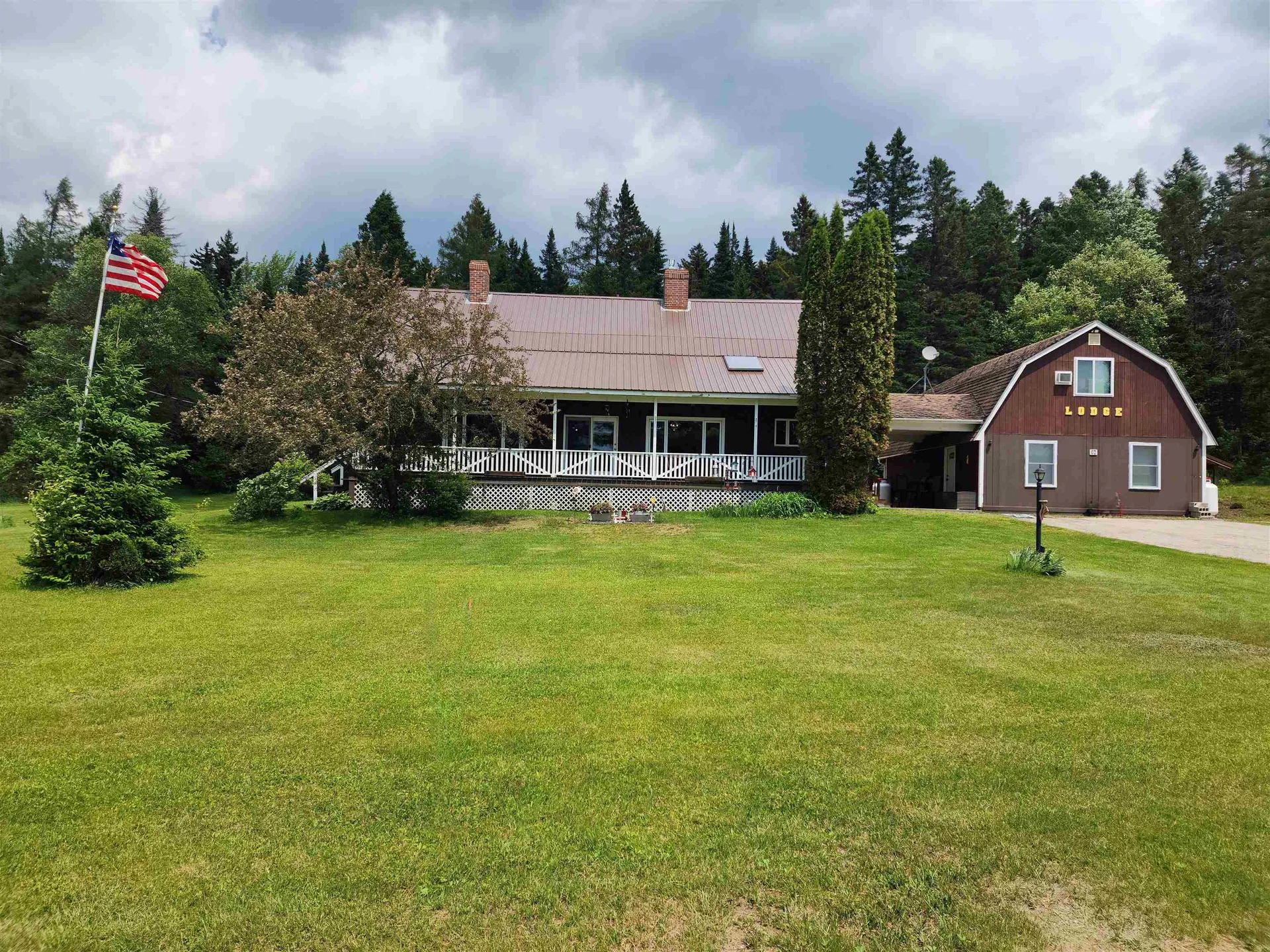 63 Hall Road Errol NH 03579