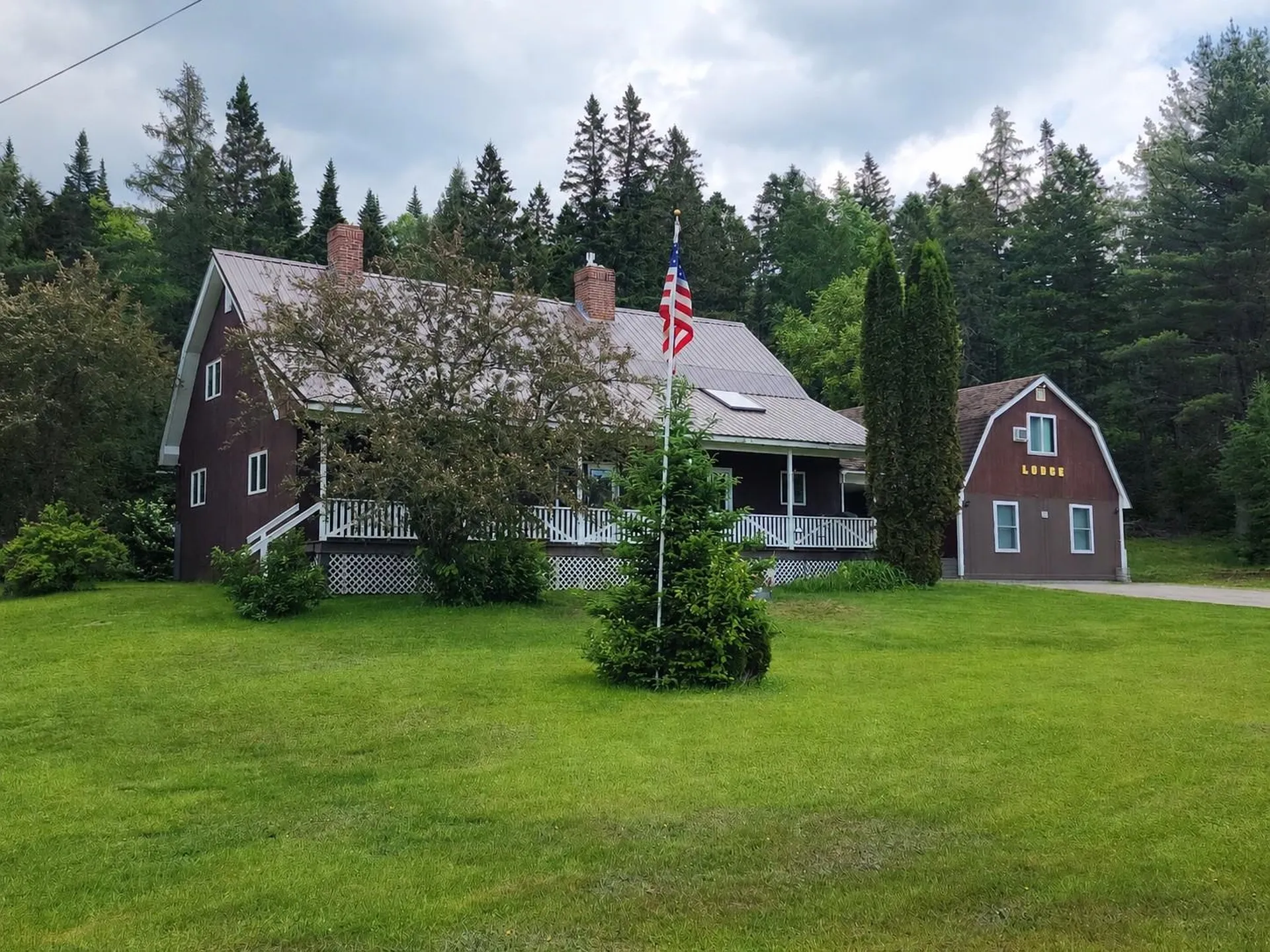 63 Hall Road Errol NH 03579