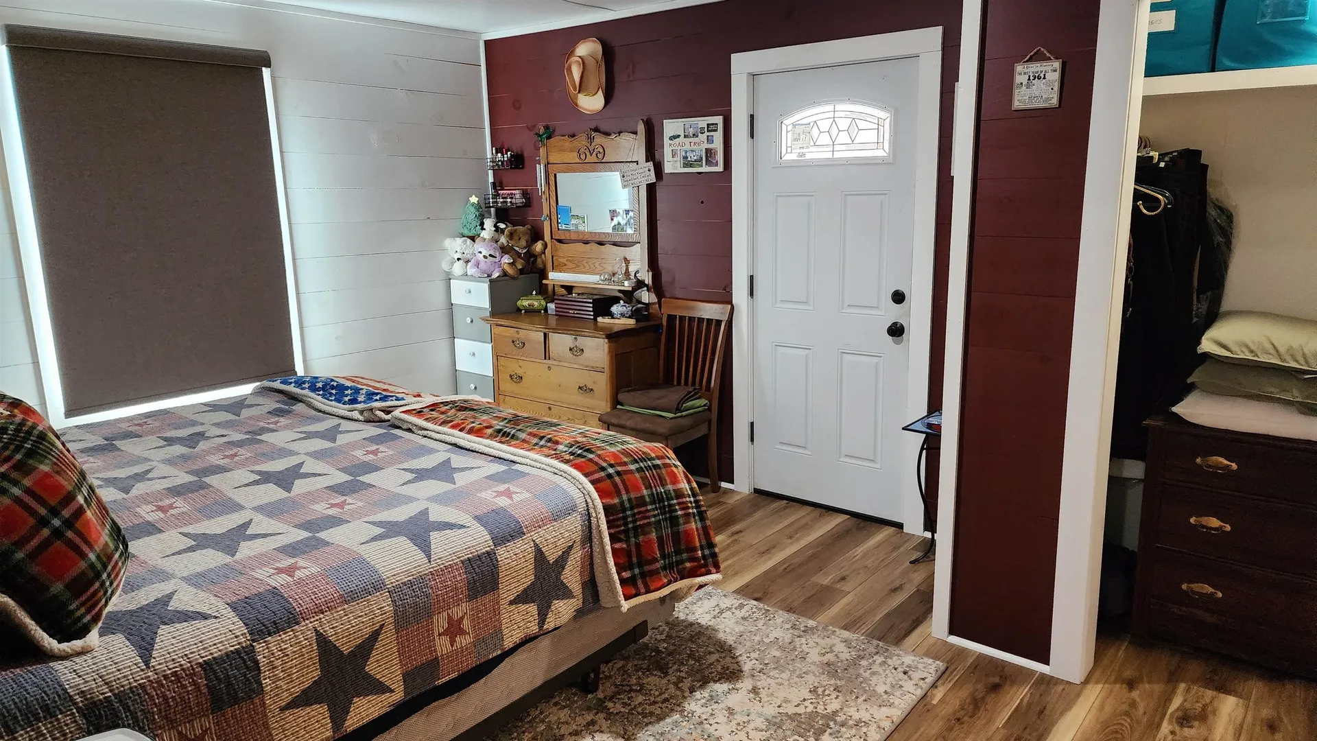 63 Hall Road Errol NH 03579