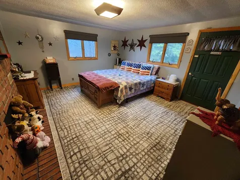 63 Hall Road Errol NH 03579