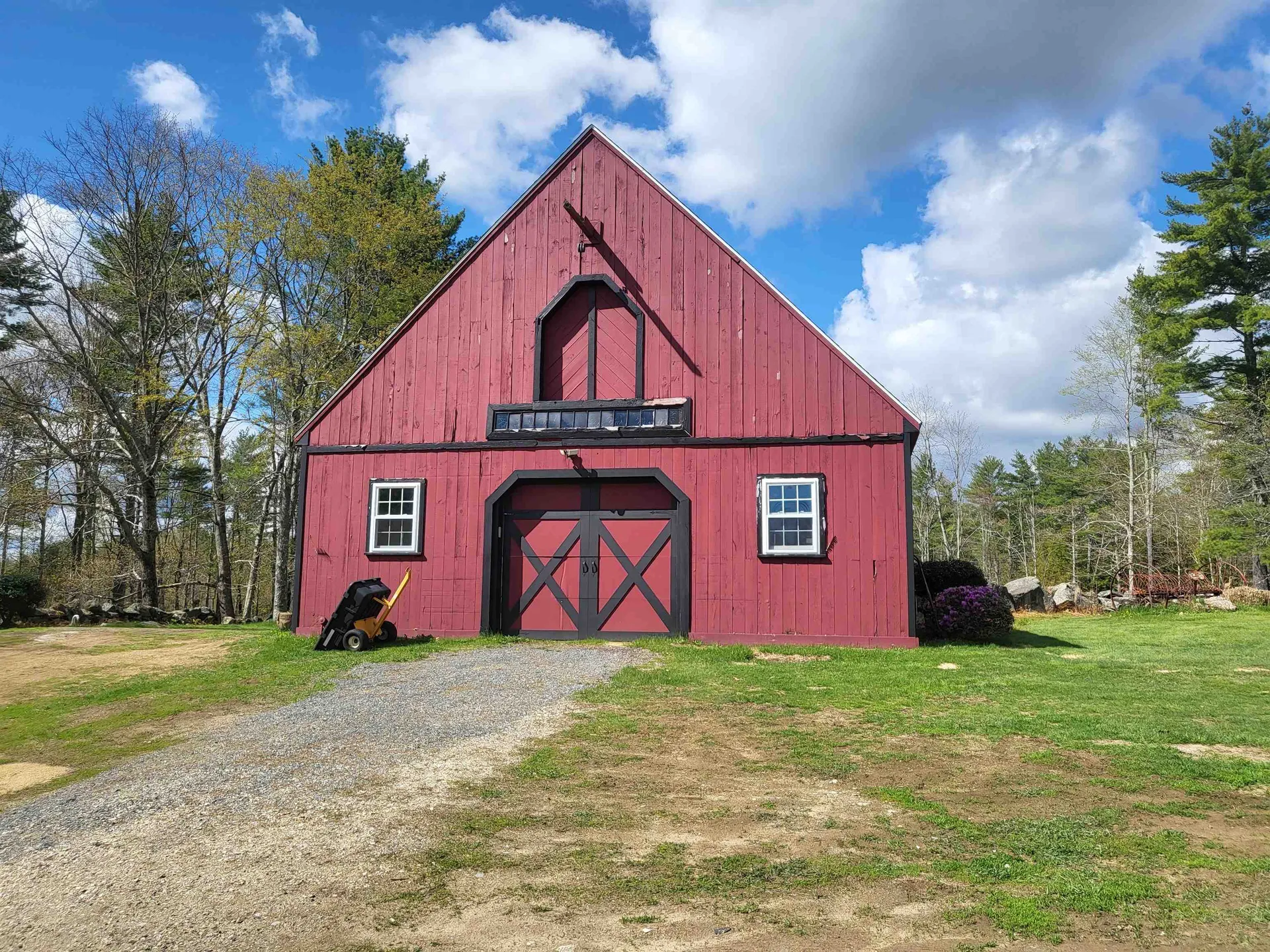 19 Raymond Road Deerfield NH 03037