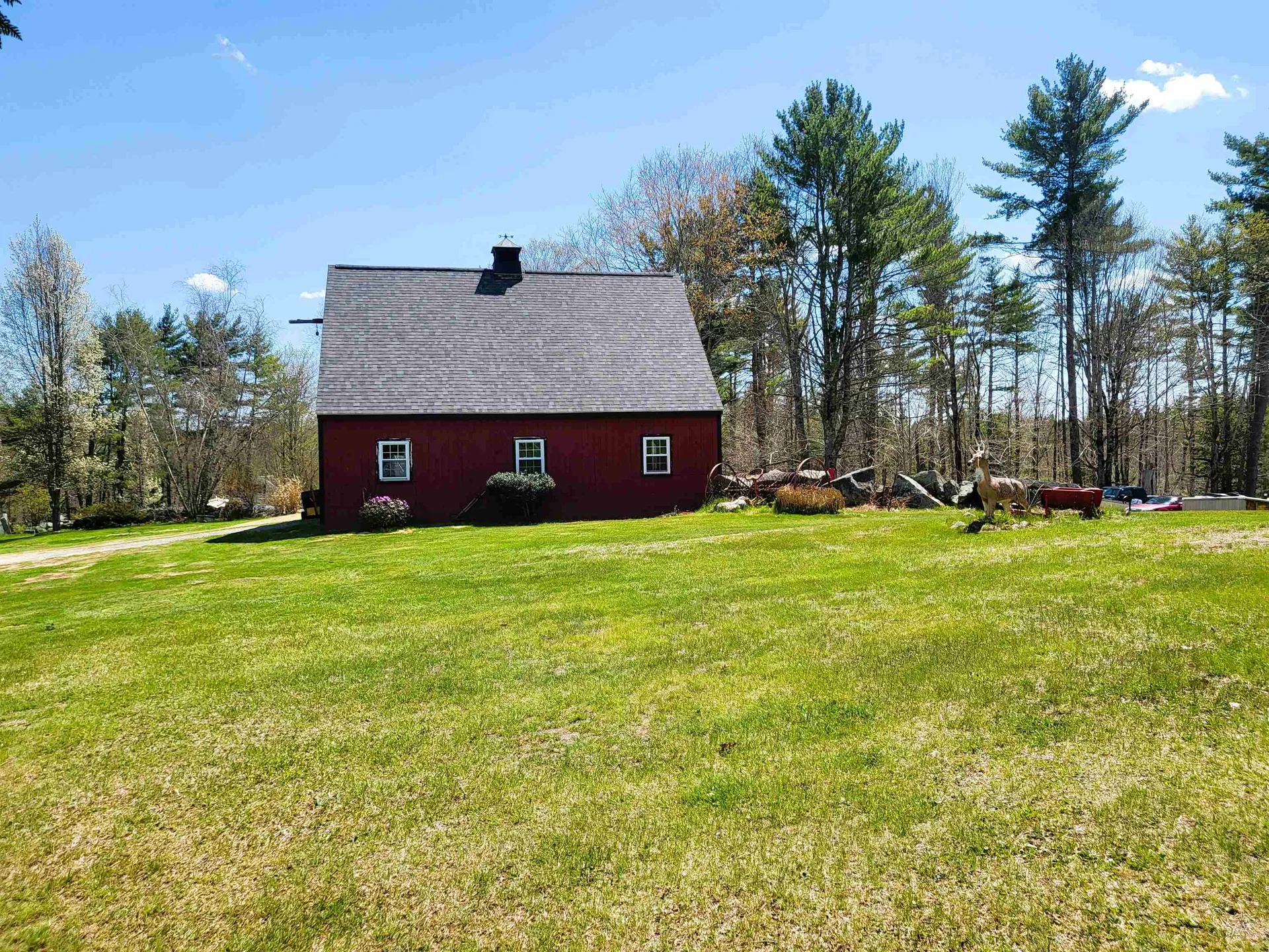 19 Raymond Road Deerfield NH 03037