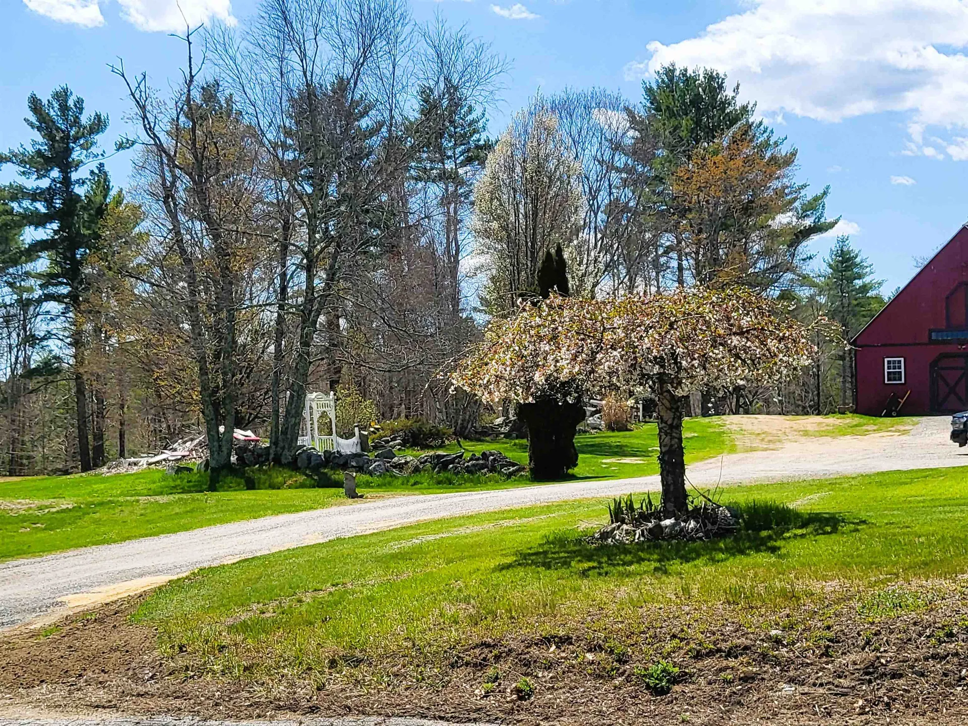 19 Raymond Road Deerfield NH 03037
