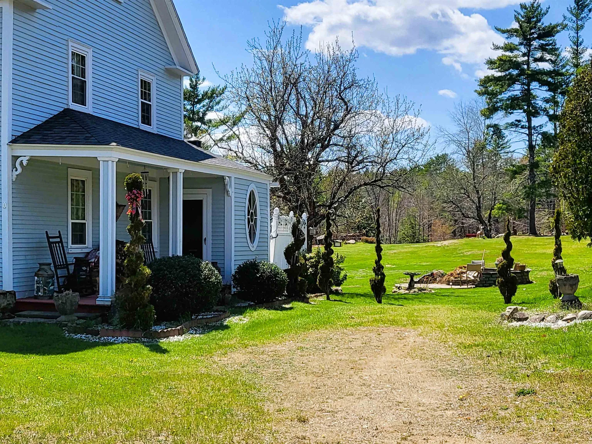 19 Raymond Road Deerfield NH 03037