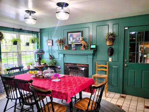 19 Raymond Road Deerfield NH 03037