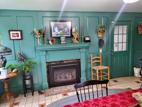 19 Raymond Road Deerfield NH 03037