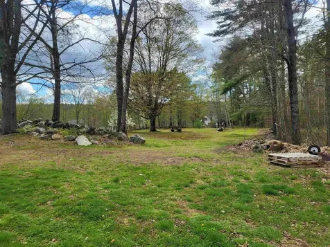 19 Raymond Road Deerfield NH 03037