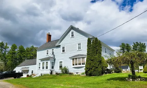 19 Raymond Road Deerfield NH 03037