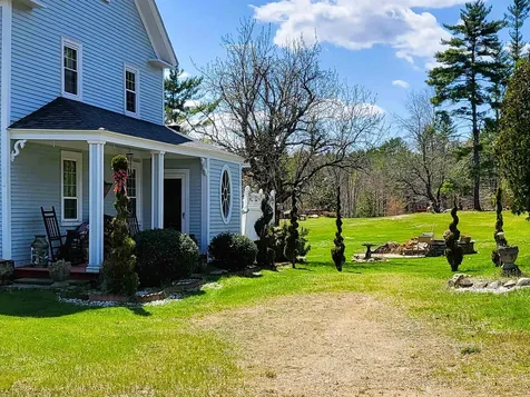 19 Raymond Road Deerfield NH 03037