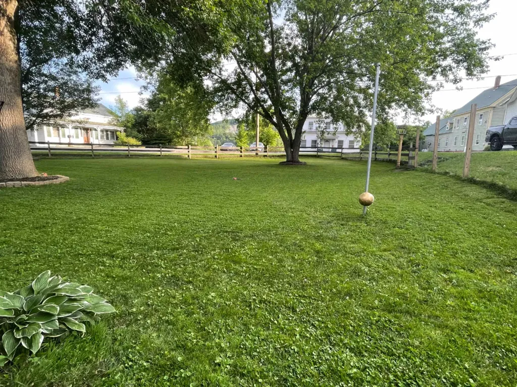 37 Maple Street Bradford VT 05033