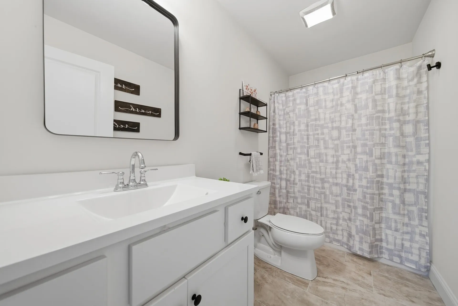19 Biggs Avenue Epping NH 03042