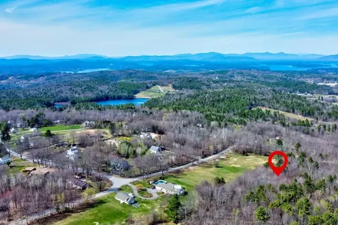21/33 Wild Acres Road Gilford NH 03249