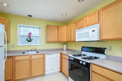3 Tampa Drive Rochester NH 03867